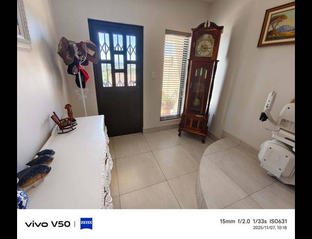 3 BEDROOM HOUSE FOR SALE IN ISLAND VIEW